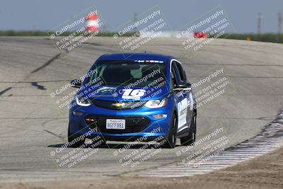 media/Sep-28-2025-24 Hours of Lemons (Sun) [[5dfe0e5f6e]]/12pm (Outside Grapevine)/